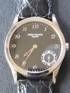 パテックフィリップ カラトラバ 5026G-001 中古 付属品の内箱・外箱あり、ギャランティーカード無。