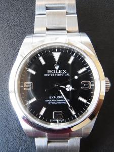 ロレックス エクスプローラー1 214270 傷なし、状態の良い中古品 箱、保証書すべてあり