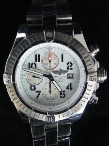 ブライトリング アベンジャー A13370 中古 箱・保証書付き