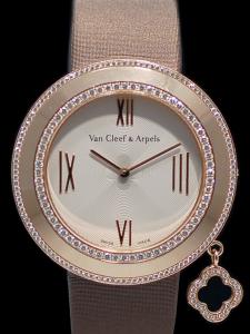 ヴァンクリーフ＆アーペル チャーム VCARM95100 オーバーホール完了後で綺麗な中古