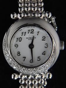 ルビアント ラグジュアリー 型番不明