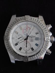 ブライトリング アベンジャー A13370 中古 箱有