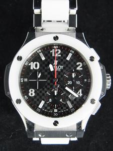 ウブロ ビッグバン 301_SH_131_SH 中古 ウブロ正規店アイアイイスズ発行　ギャラ+ボックス