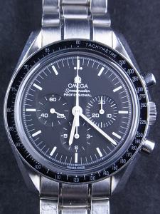 オメガ スピードマスター 3573_50 中古 内箱、外箱あり　保証書あり　余コマ１つ