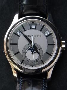 パテックフィリップ コンプリケーション 5205G-001 中古 内箱外箱保証書