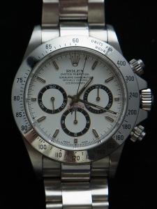 ロレックス デイトナ 16520 中古 内箱、外箱、保証書あり、余りコマ1つ