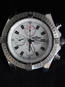 ブライトリング アベンジャー A13370 中古 内箱 外箱 余りコマ2つ