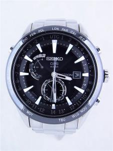 セイコー アストロン SBXA021 使用感あり、保証書なし 内箱 外箱 余りコマ2つ