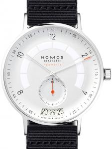 ノモス アウトバーン 1301 未使用