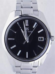 グランドセイコー 9Fクォーツ SBGV207 ※かなり綺麗な中古 内箱 外箱 保証書 余りコマ3つ