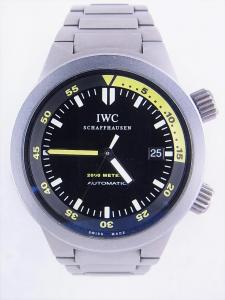 IWC アクアタイマー IW353803 小傷有、インデックスにじみ 内箱 外箱 保証書 余りコマ2つ