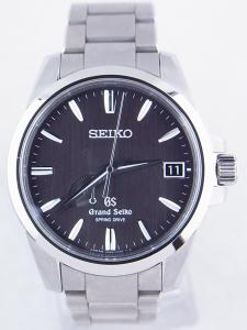 グランドセイコー スプリングドライブ SBGA081 綺麗、チタンなので磨き不可 内箱 外箱