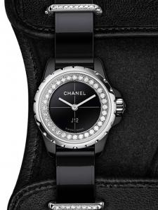 シャネル J12 H4872 新品未使用 内箱 外箱 保証書