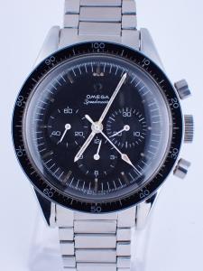 オメガ スピードマスター 105_003 中古、本体綺麗、文字盤夜光ヤケ、針ヤケ 無