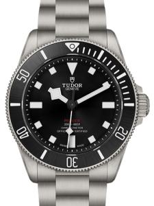 チューダー ペラゴス M25407N-0001 新品未使用 内箱 外箱 保証書