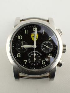 ジラールペルゴ フェラーリクロノグラフ 8020 B※ベルトばね棒部分腐食あり、全体キズ 内箱