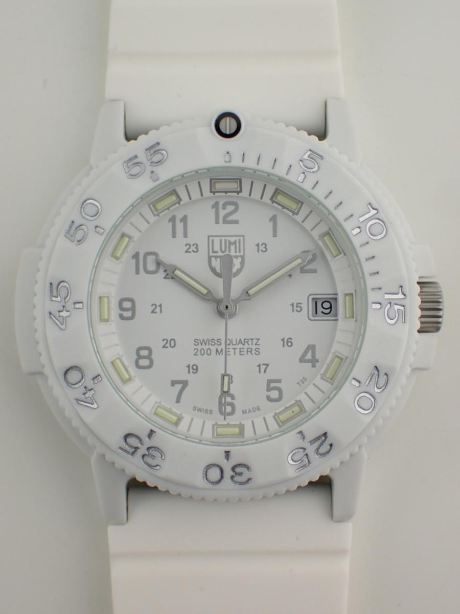 ルミノックス リミテッド 3007Whiteout ホワイト 43mm径、メンズ、日本限定モデル(NS※新品)
