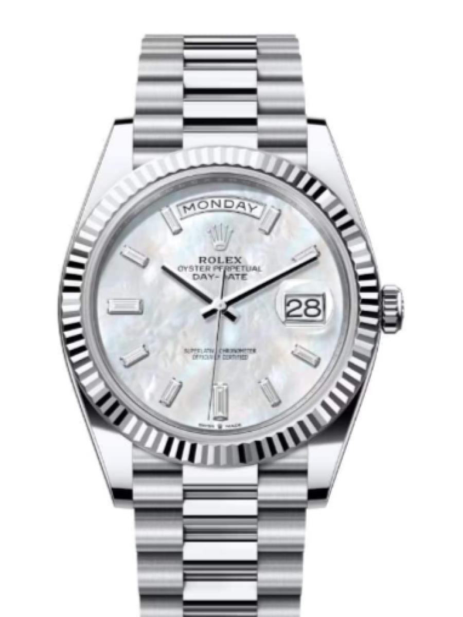 ロレックス デイデイト 228236-0026 マザーオブパール プラチナ　ダイヤインデックス　228236マザーオブパールダイヤル　 メンズ　40ｍｍ　キャリバー 3255　パワーリザーブ 約70時間　プレジデントブレスｍｍ(新品未使用)