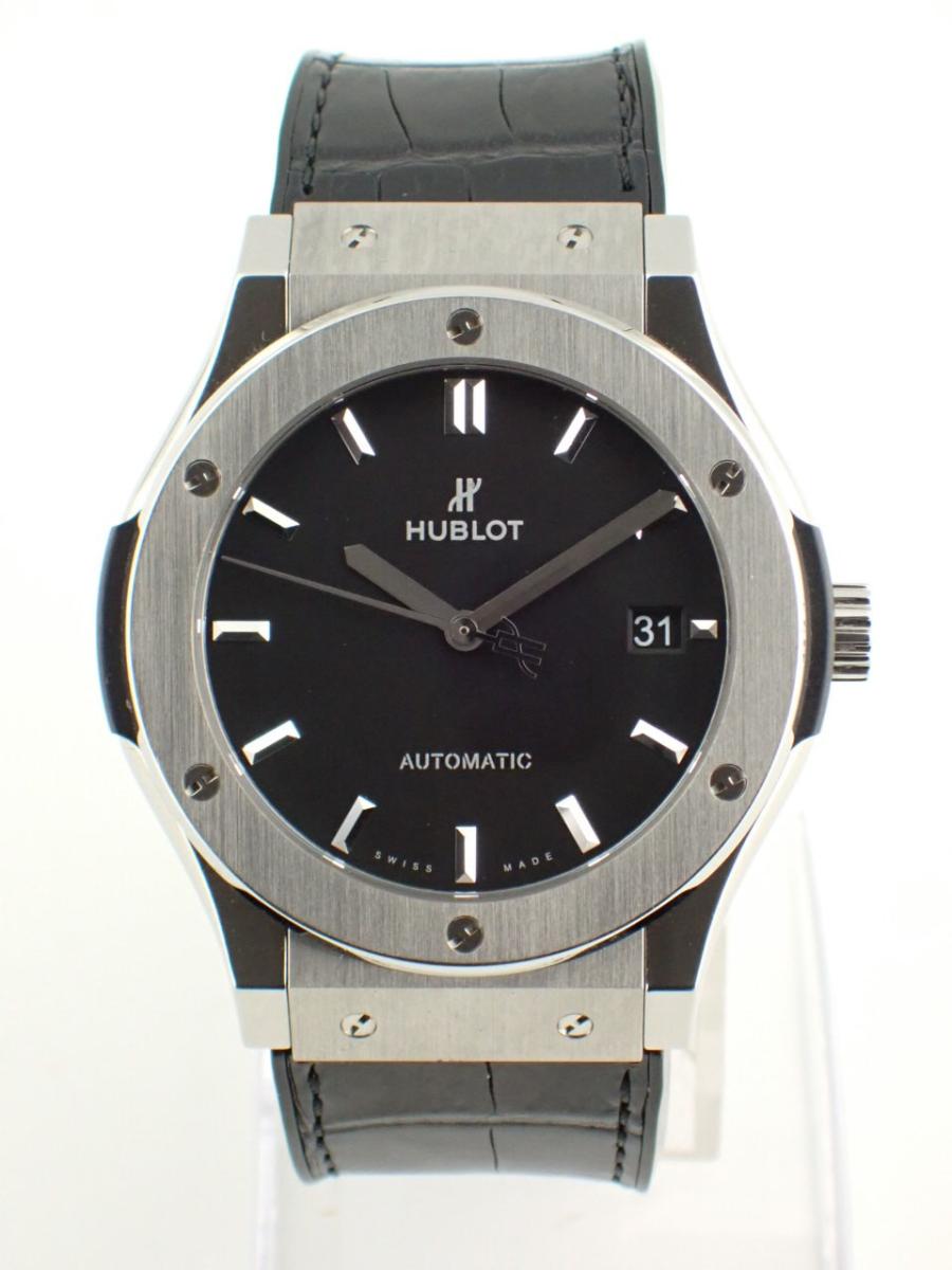ウブロ クラシックフュージョン 511.NX.1171.LR ブラック 45mm、ラバー×ワニ革ストラップ、メンズ(A※傷有り、中古)