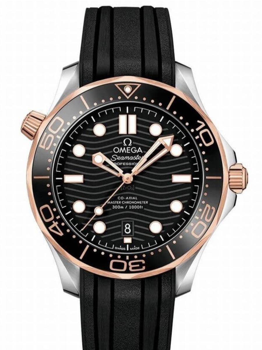 オメガ シーマスター 210.22.42.20.01.002 ブラック Seamaster Diver 300M 42 mm, スティール - セドナゴールド ラバーストラップ - 210.22.42.20.01.002 メンズ　42mm　キャリバ﻿ー オメガ 880﻿0　パワーリザー﻿ブ 55時﻿間(新品未使用)