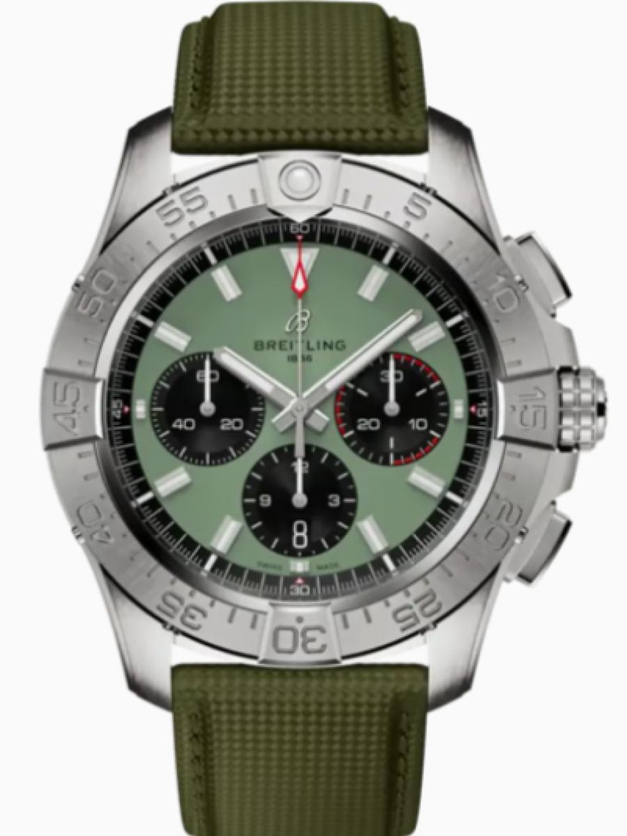ブライトリング アベンジャー AB0147101L1X1 グリーン アベンジャー B01 クロノグラフ 44 メンズ　44mm　キャリバー  ブライトリング01　パワーリザーブ  約70時間(新品未使用)