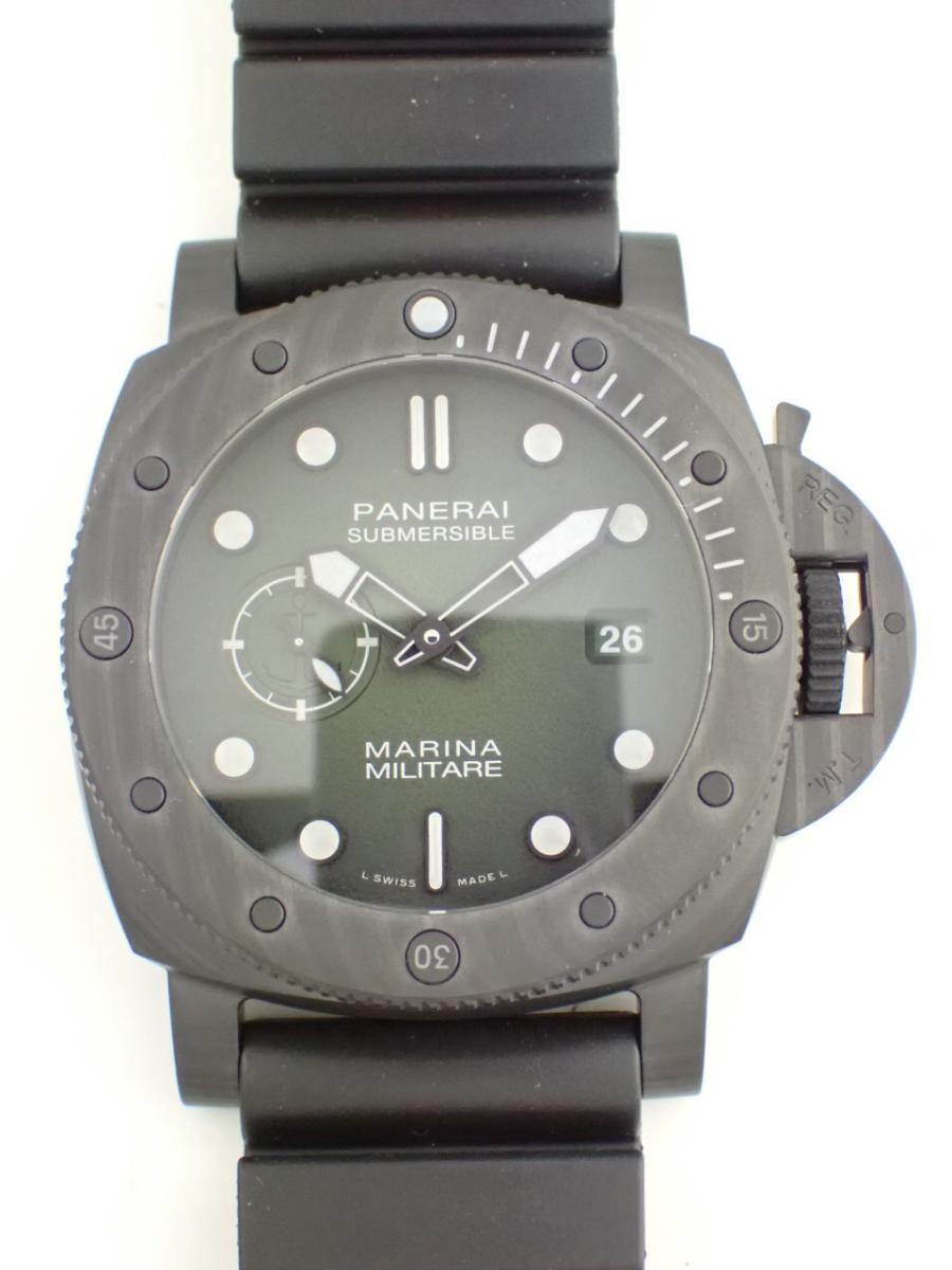 パネライ サブマーシブル PAM01698 カーキ 44mm、マリーナ・ミリターレ、ラバーストラップ(NS※新品、入荷時よりシール無し)
